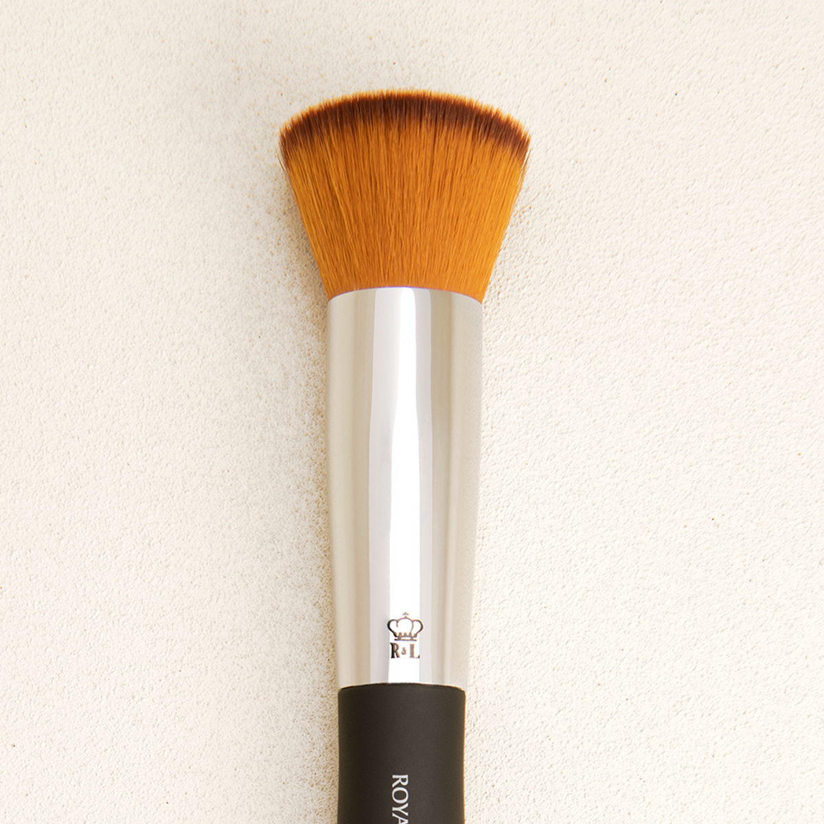 Flat Kabuki Brush OMNIA® BOM-141 – OMNIA Brush Flat Kabuki Brush OMNIA® BOM-141 – OMNIA Brush