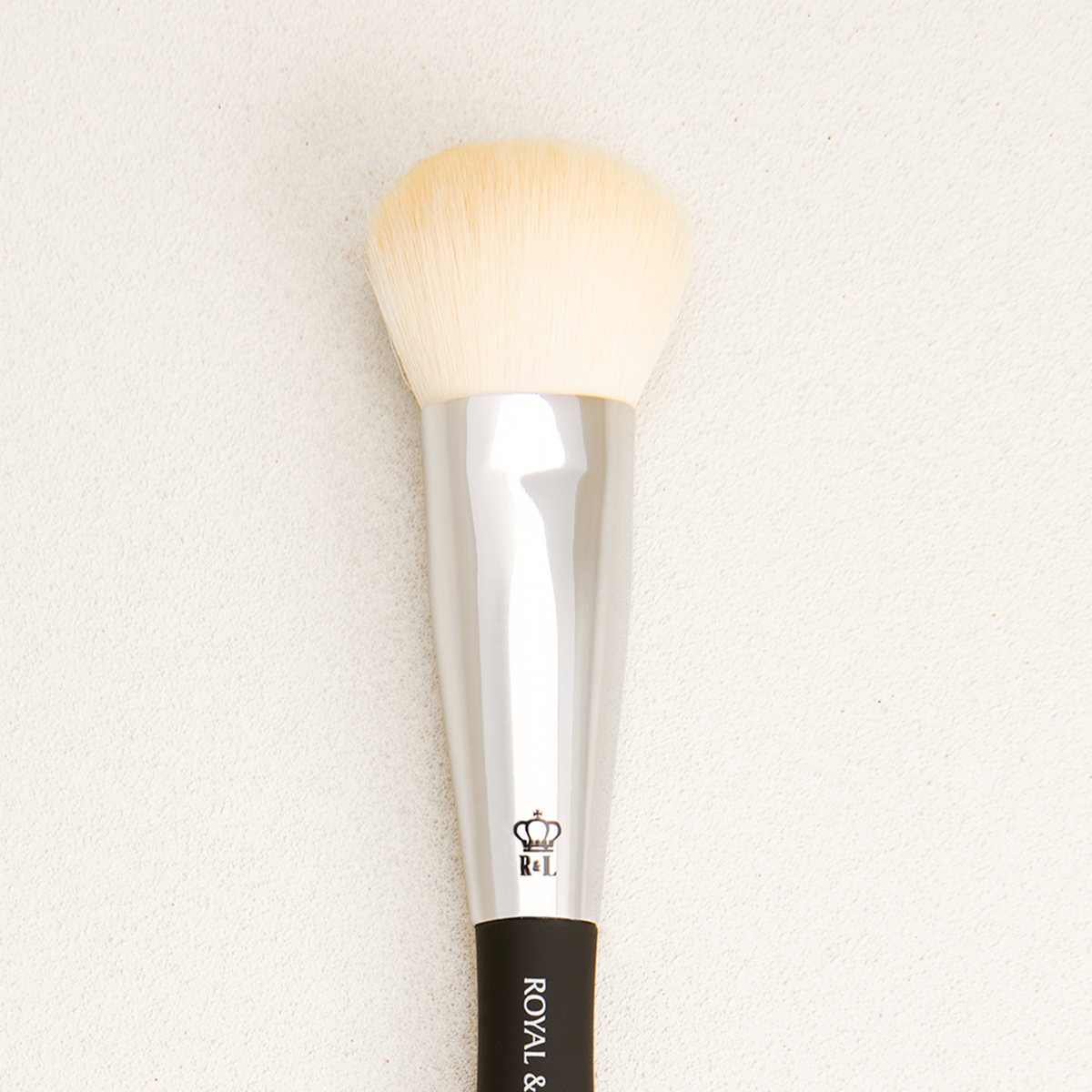 Complexion Brush OMNIA® BOM-185 – OMNIA Brush